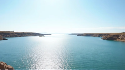 Expansive Shimmering Ocean Horizon With Rocky Outcrops
