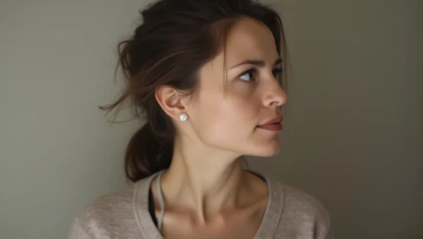 Woman Portrait Glancing Right Sidelighting Studio